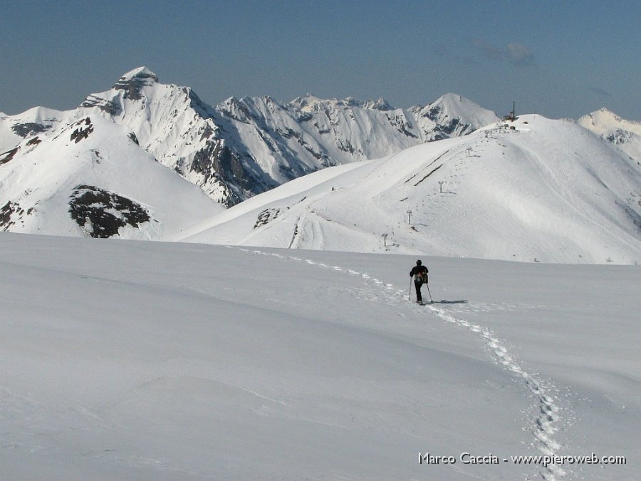 24_Peste verso le piste.jpg